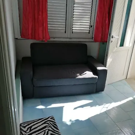 Tina Aparthotel